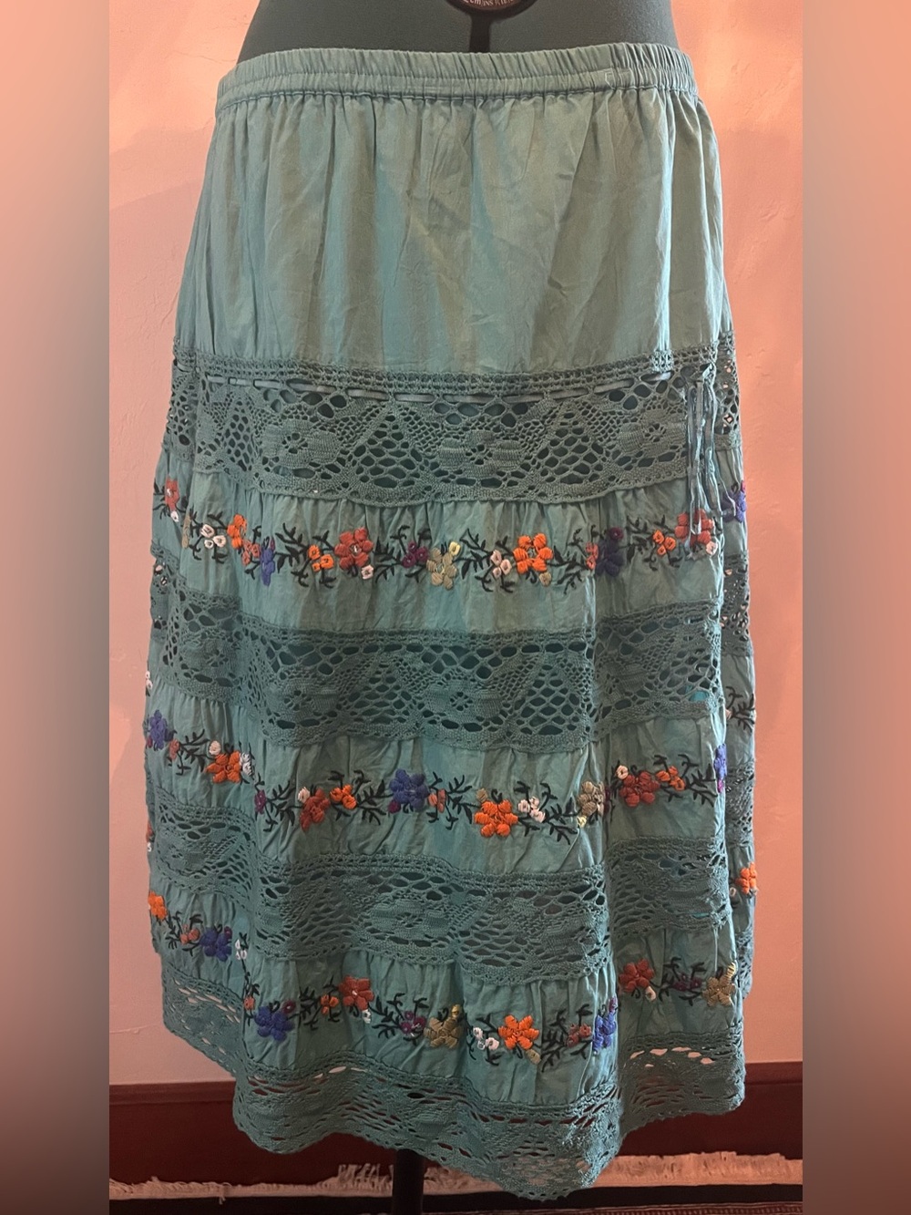 Double D Ranch Teal Skirt with Multicolor Floral Embroidery, size L, NWT